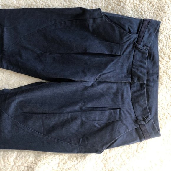 FASHION STYLE - Picture 2 of 4